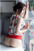 高田里穗